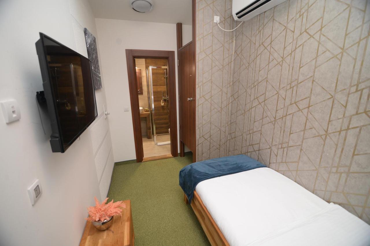 Apartmani Carolija Lucani Exterior foto